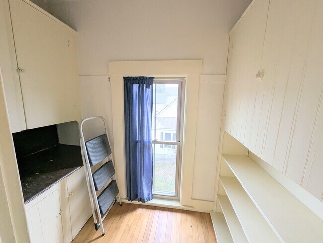 Foto del edificio - 613 Summer St