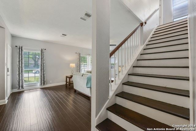 Building Photo - 3 br, 2.5 bath House - 5835 Heather View