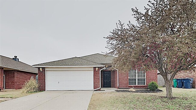 Building Photo - 6816 NW 136th Pl