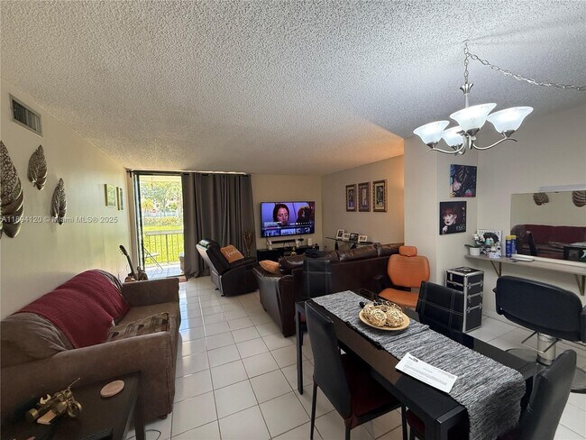 Foto del edificio - 12209 SW 14th Ln