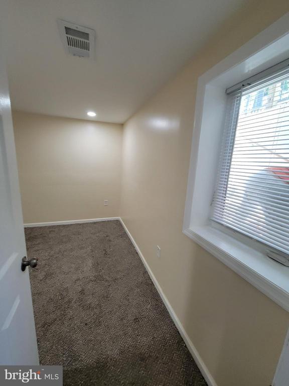 Building Photo - 5116 Caverly Pl
