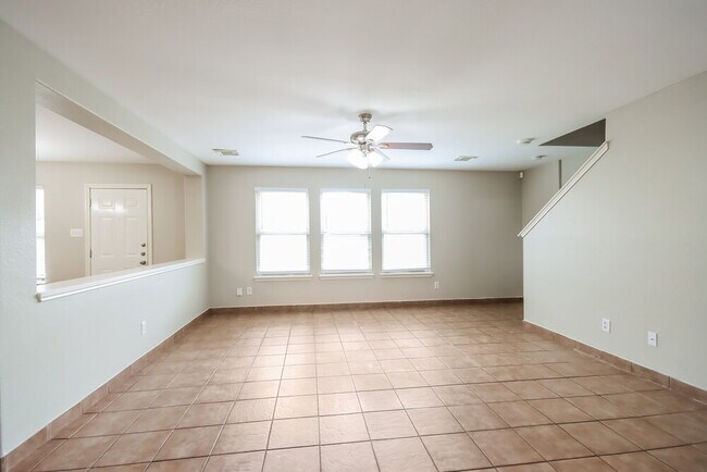 Foto del edificio - 29415 Legends Hill Dr