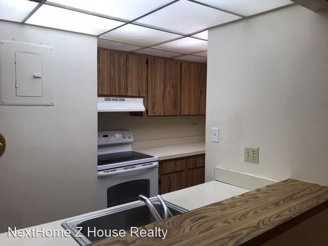 Building Photo - 190 Hickory Woods Ct