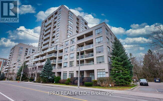 Building Photo - 225-1225 Merton St