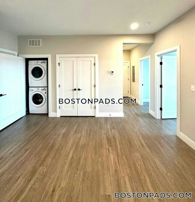 Foto del edificio - 340 Bremen St