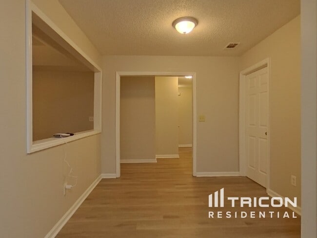 Building Photo - 4286 Sterling Pointe Drive Douglasville GA
