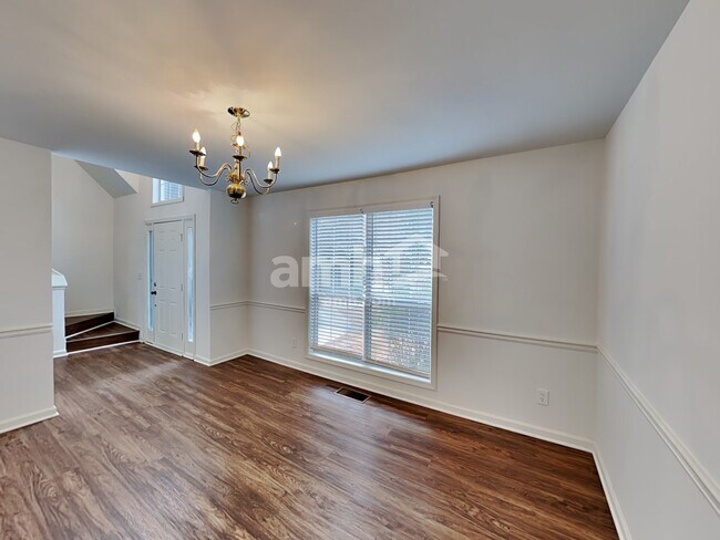 Foto del edificio - 3965 Piper Glen Drive