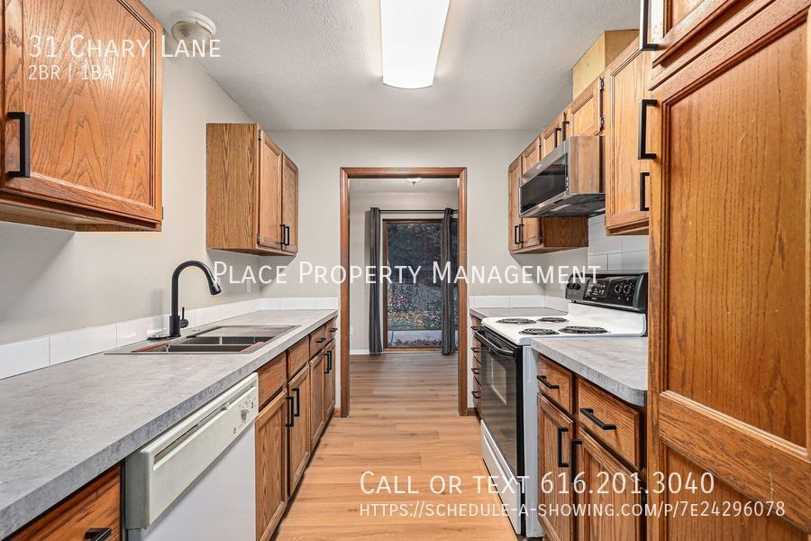 31 Chary Ln 2 Bed Main floor unit House Rental in Sparta, MI