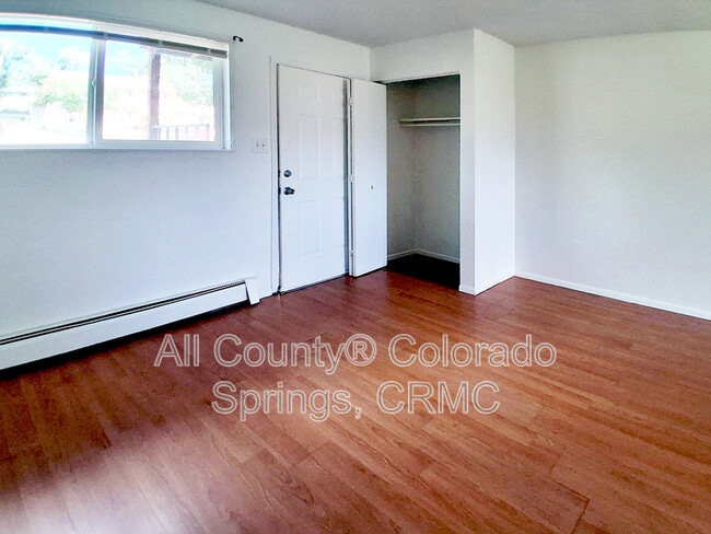 Photo - 1073 Westmoreland Rd Apartment