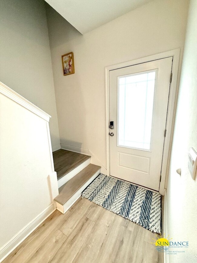 Foto del edificio - Charming End-Unit Townhome Near Destin Harbor & Crab Island!