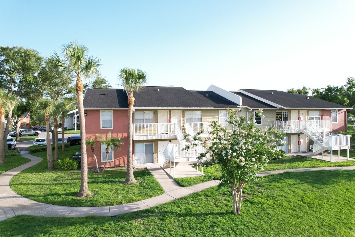 One Bed - One Bath - Water Front - First F... - One Bed - One Bath - Water Front - First F...