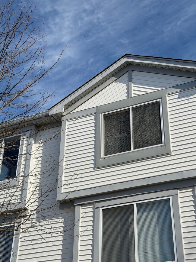 Foto del edificio - 1301 Sabrina Ln