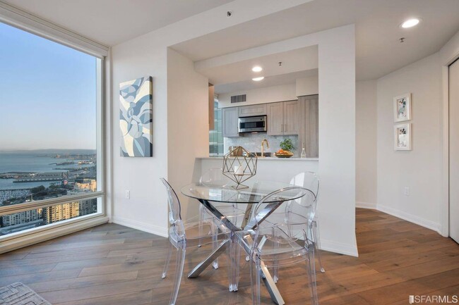 Foto del edificio - 401 Harrison St