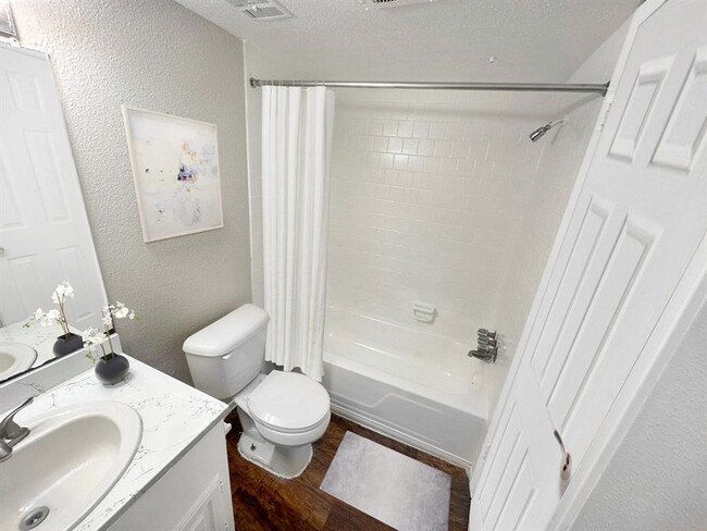 Foto del edificio - 6259 Westheimer Rd
