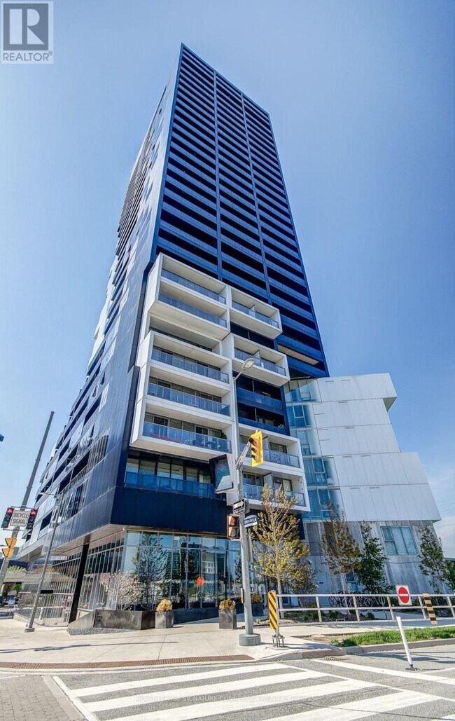 Building Photo - 170 Bayview Ave