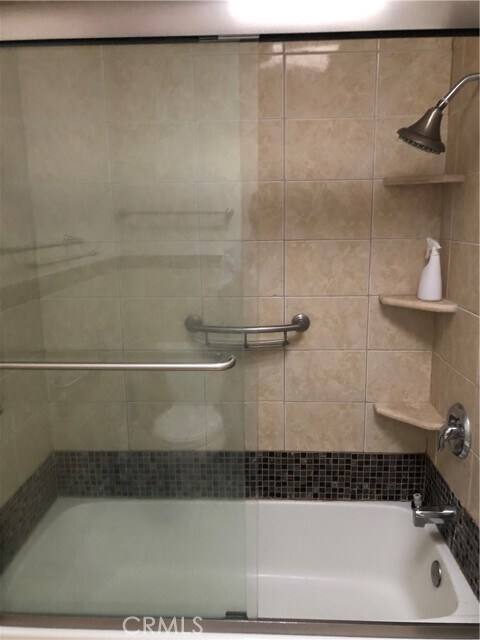 Foto del edificio - 229 S Ynez Ave