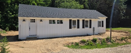 Building Photo - 340 Main St