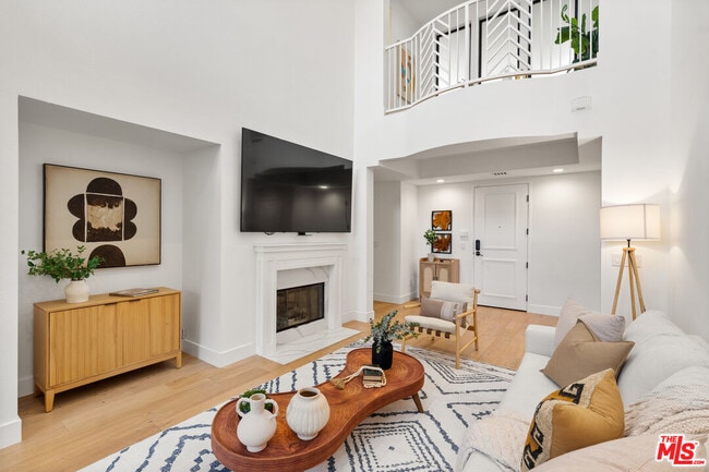Foto del edificio - 5625 Crescent Park W