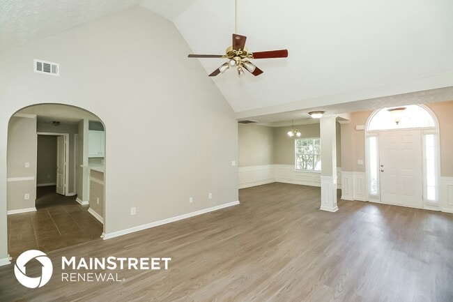 Building Photo - 11771 Fairway Overlook