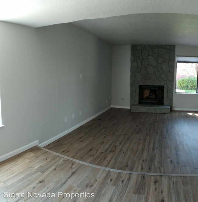 Building Photo - 3 br, 2.5 bath House - 1485 Foster Dr