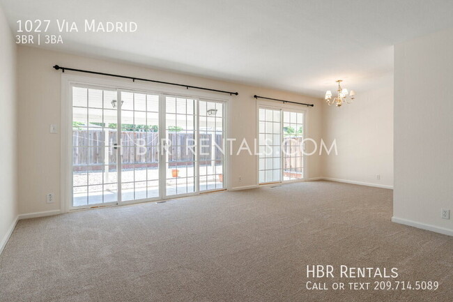 Foto del edificio - 1027 Vía Madrid