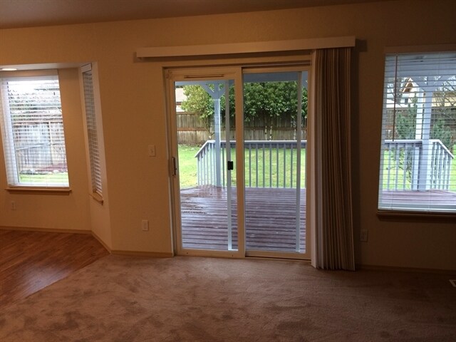 Foto del edificio - 806 Mountain Aire Ct NW