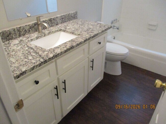 Foto del edificio - 2713-B Homewood Dr