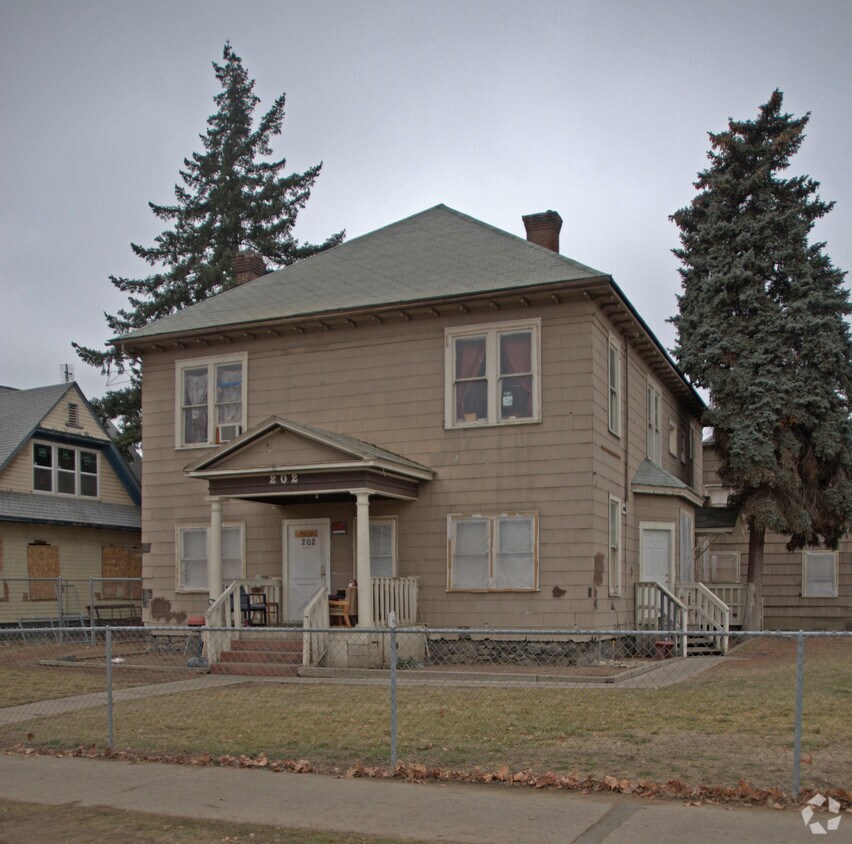 202 S Naches Ave, Yakima, WA 98901 Apartments in Yakima, WA