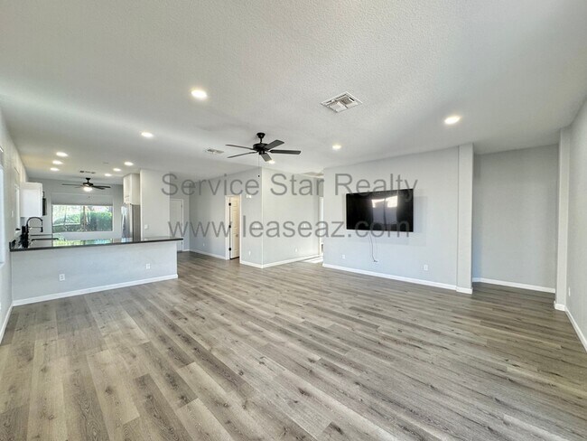 Foto del edificio - 13536 W Canyon Creek Dr