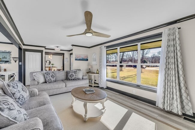 Photo - 311 Joe B Jackson Pkwy House