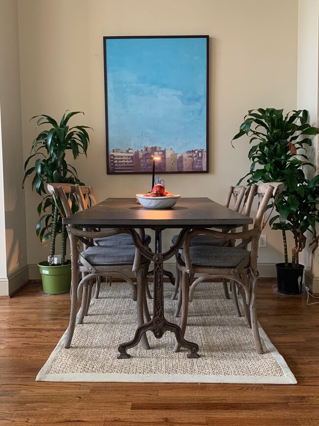 Photo - 2822 Leeland St Townhome