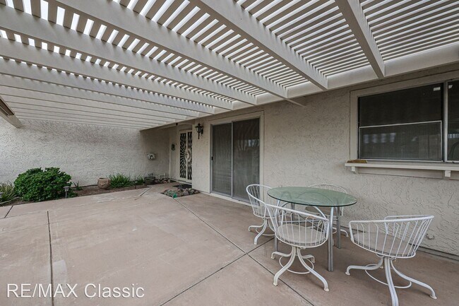 Building Photo - 3 br, 2 bath House - 1736 Leisure World