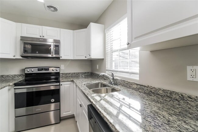 Foto del edificio - 1010 Sierra Ln