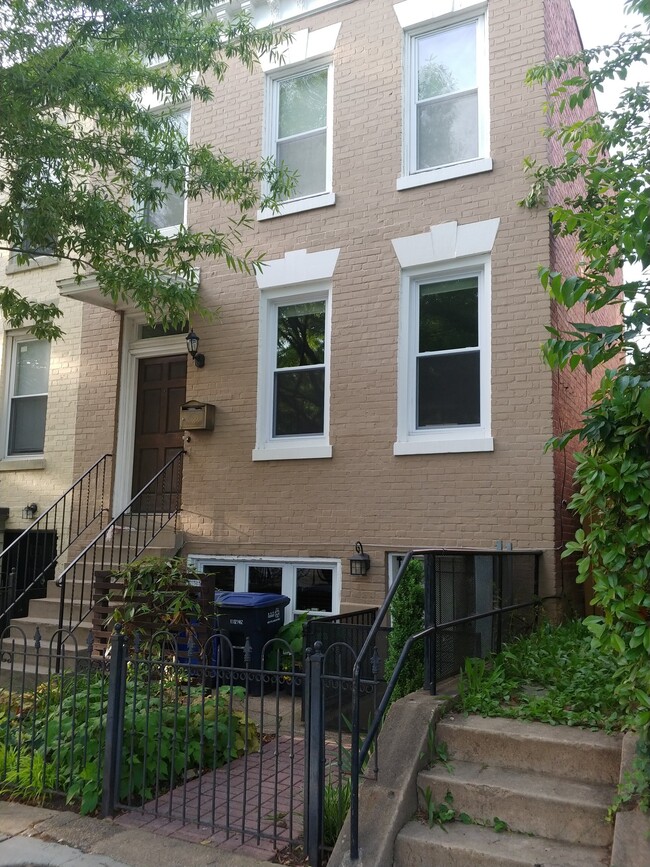 Photo - 1354 Pennsylvania Ave. SE House