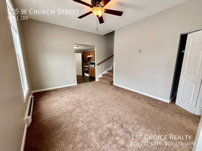 Building Photo - 565 W Church St