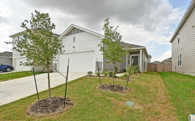 Foto del edificio - 473 Thistle Ln