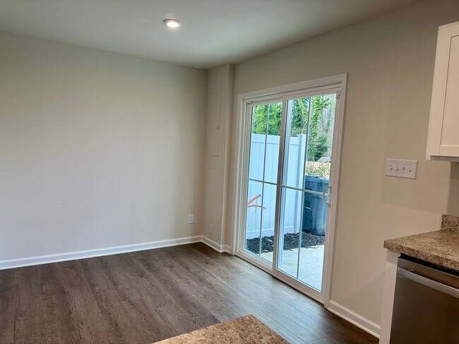 Foto del edificio - New Canterbury Townhouse