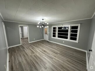 Building Photo - 1420 48th Ave