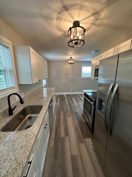 Foto del edificio - 414 Hollywood Dr