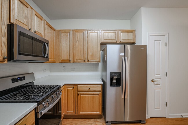 Building Photo - 13076 Patriot Way
