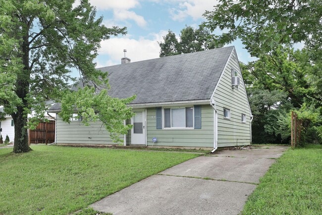 Building Photo - 2353 Hanna Dr