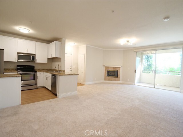 Foto del edificio - 22681 Oak Grove