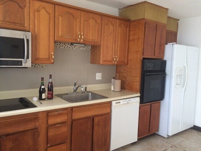 Foto del edificio - 6309 Marsh Ave NW