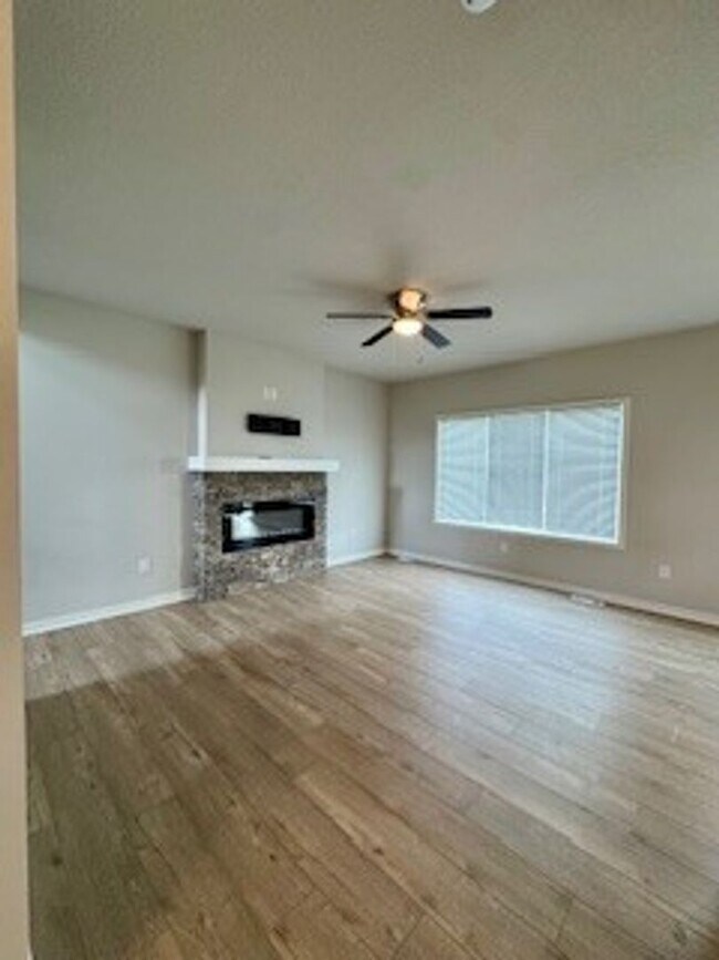 Foto del edificio - Charming 3 Bedroom Home in Urbandale