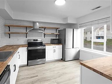 Foto del edificio - 2620 Cove Point Pl