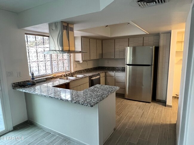 Building Photo - 232 Montego Bay Dr
