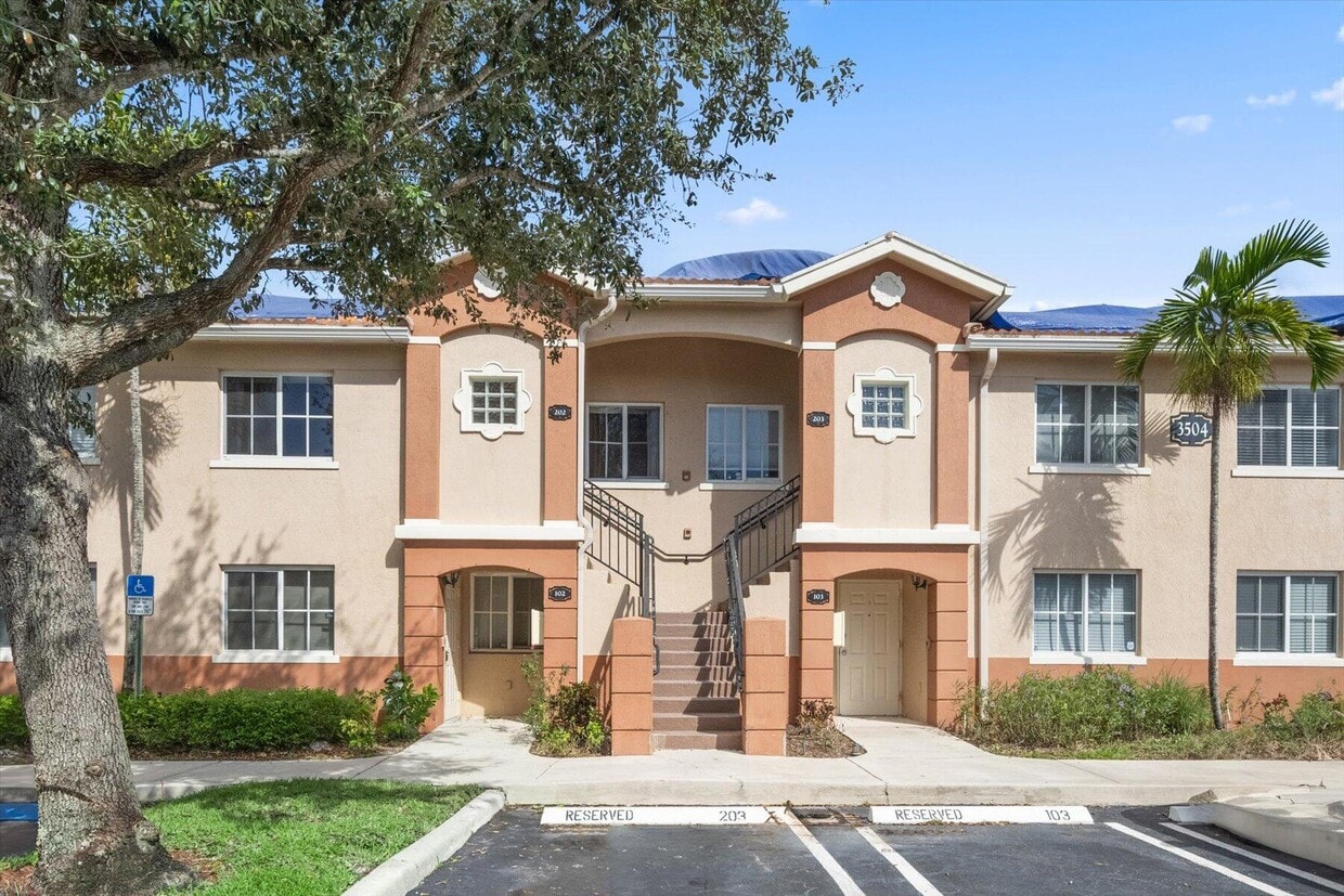 3504 Briar Bay Blvd Unit 202, Royal Palm Beach, FL 33411 Condo for