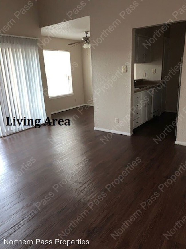 Foto del edificio - 8404 N Loop Dr