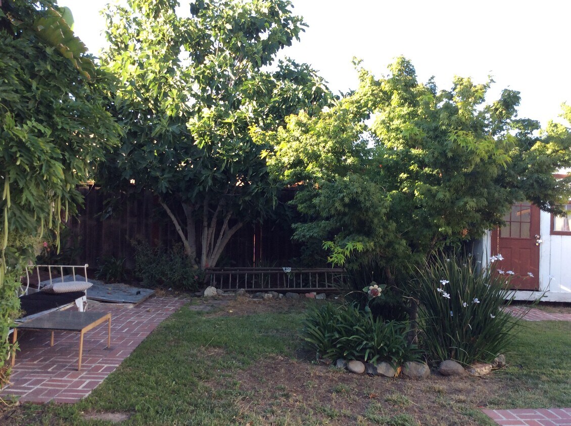 1118 Hollyburne Ave Unit A, Menlo Park, CA 94025 1118 Hollyburne Ave