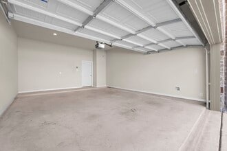 Building Photo - 308 N Spotted Fern Dr